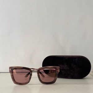 Tom Ford Rose-Tinted Sunglasses